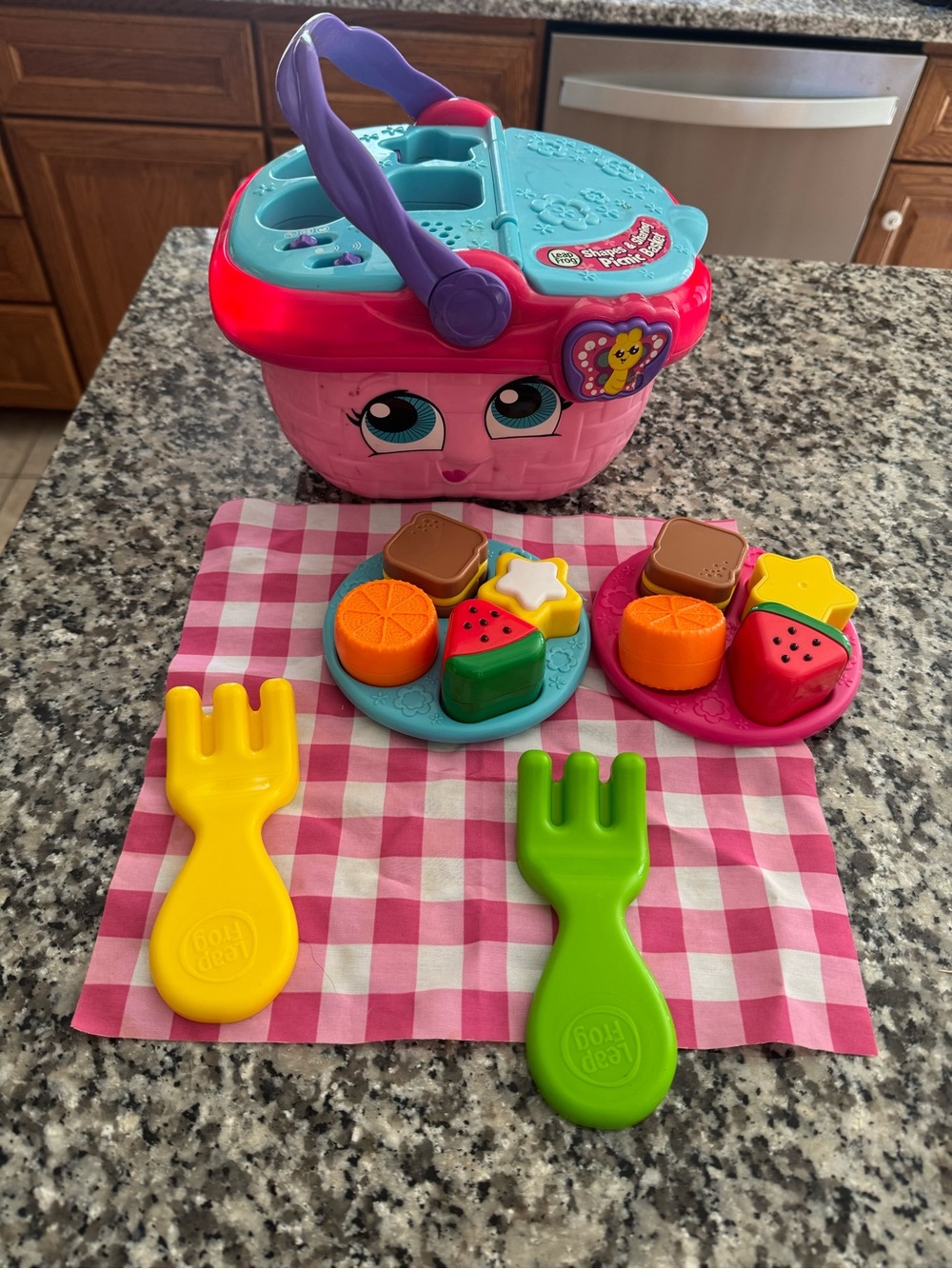 Leapfrog Pink and Teal Kids Picnic Playset with Purple Handle